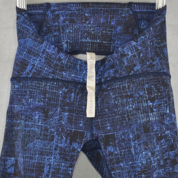 lululemon Train Times Crops 17" Size 4 in City Lights Multi Black - Picture 4 of 4